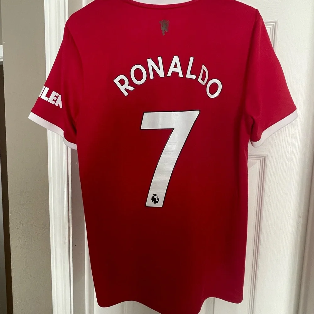 Adidas Home Manchester United Jersey Cristiano Ronaldo - Picture 6 of 8